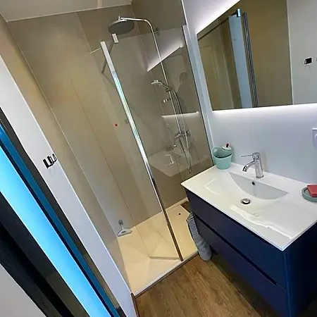 Magnifique Contemporaine Climatisee Piscine Ref Notre Dame Willa